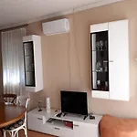 Marijana Apartman *